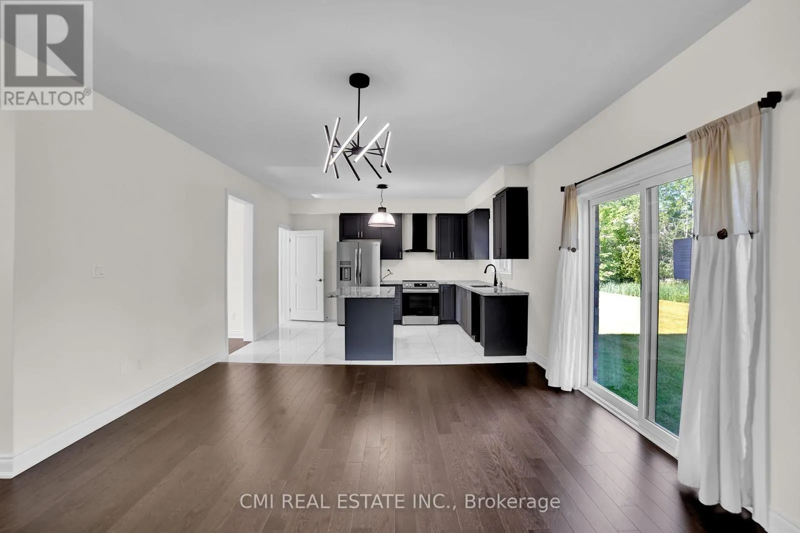 22 BIRCHWOOD LANE
