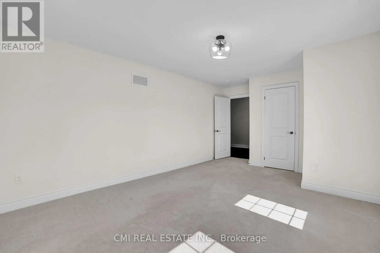 22 BIRCHWOOD LANE