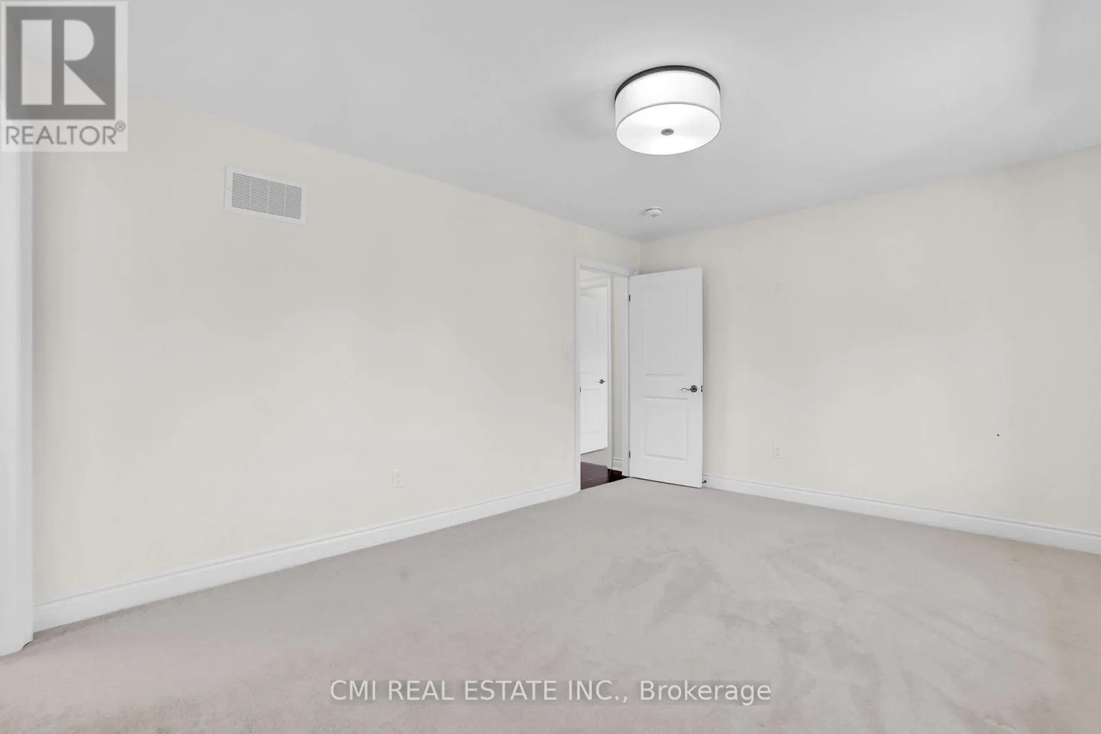 22 BIRCHWOOD LANE