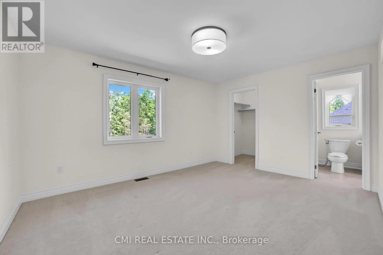 22 BIRCHWOOD LANE