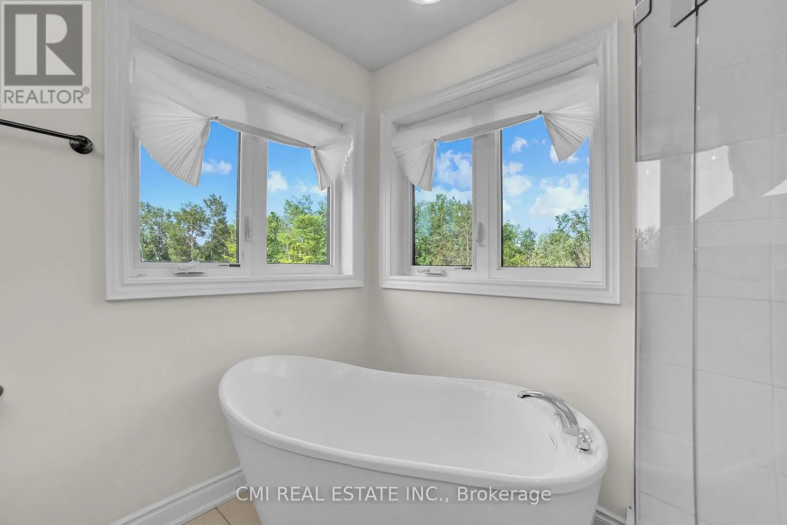 22 BIRCHWOOD LANE