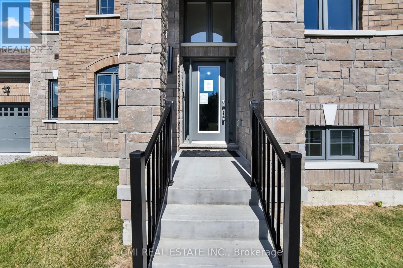 22 BIRCHWOOD LANE