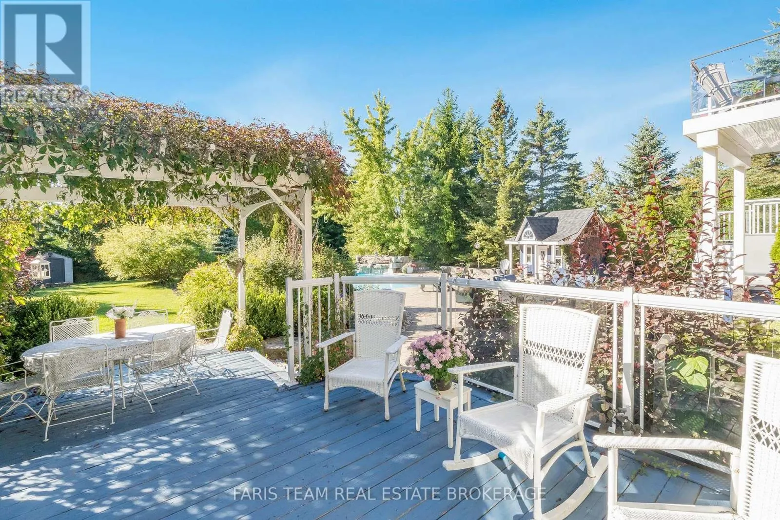 2 EVERGREEN LANE