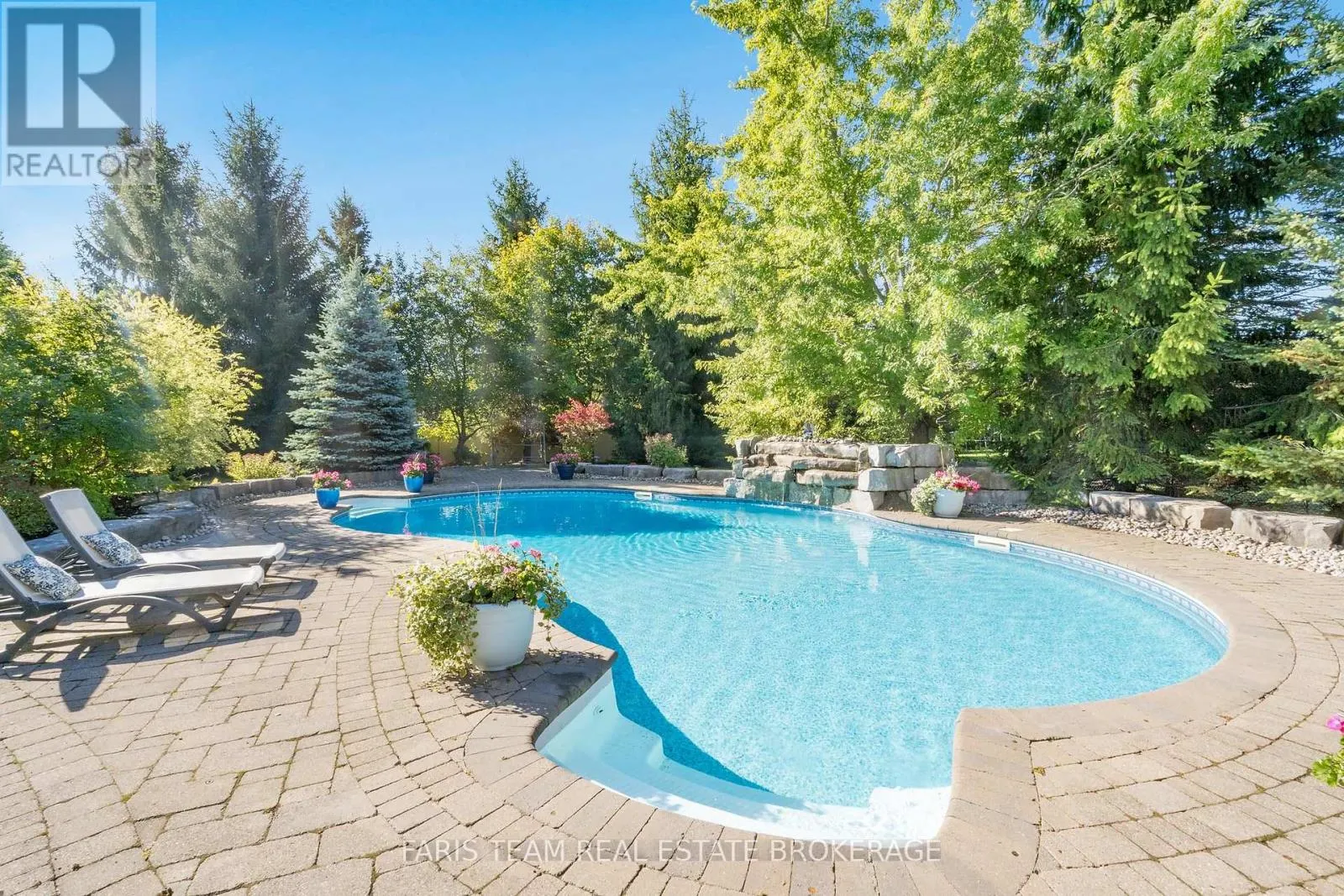 2 EVERGREEN LANE