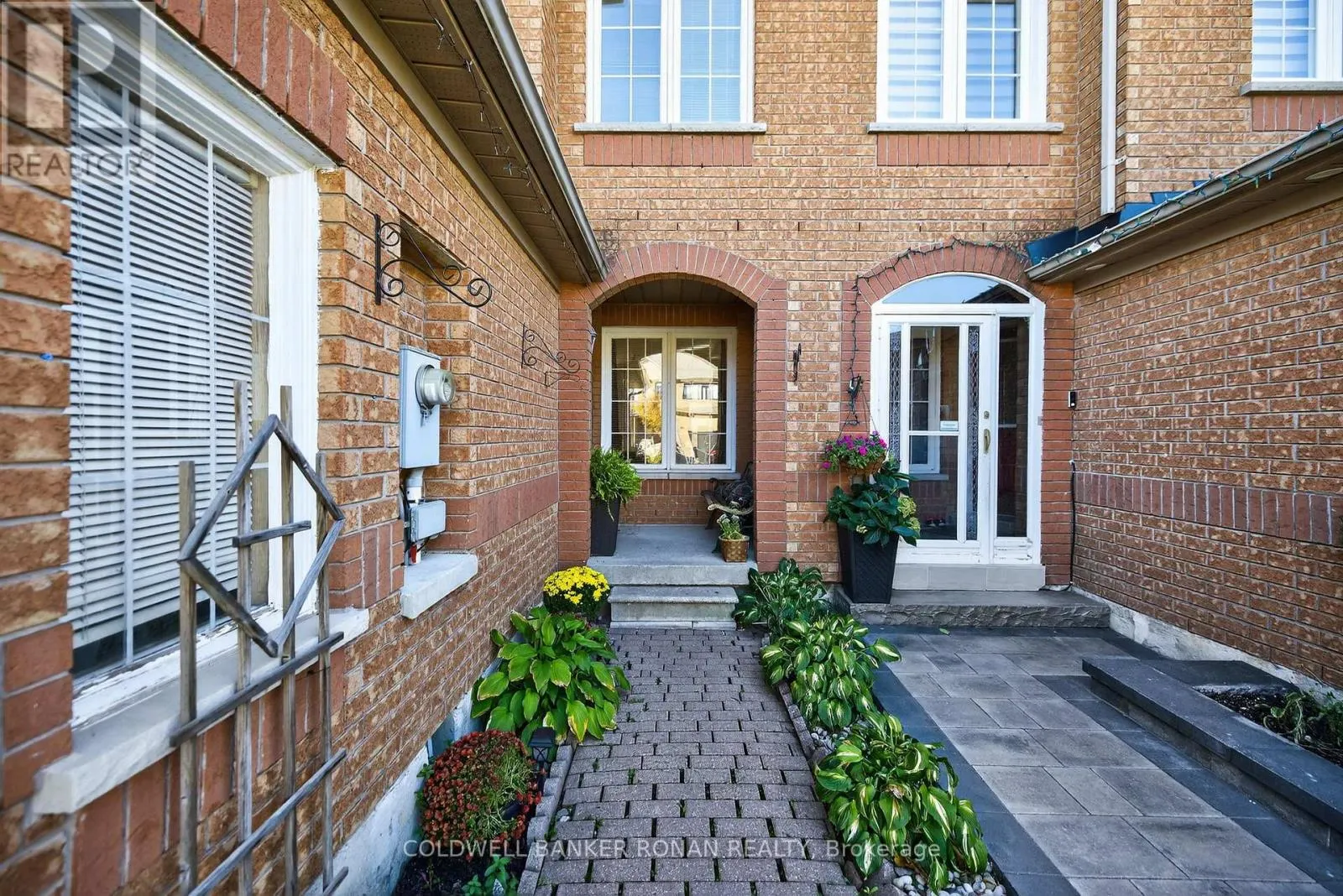97 PARKTREE DRIVE