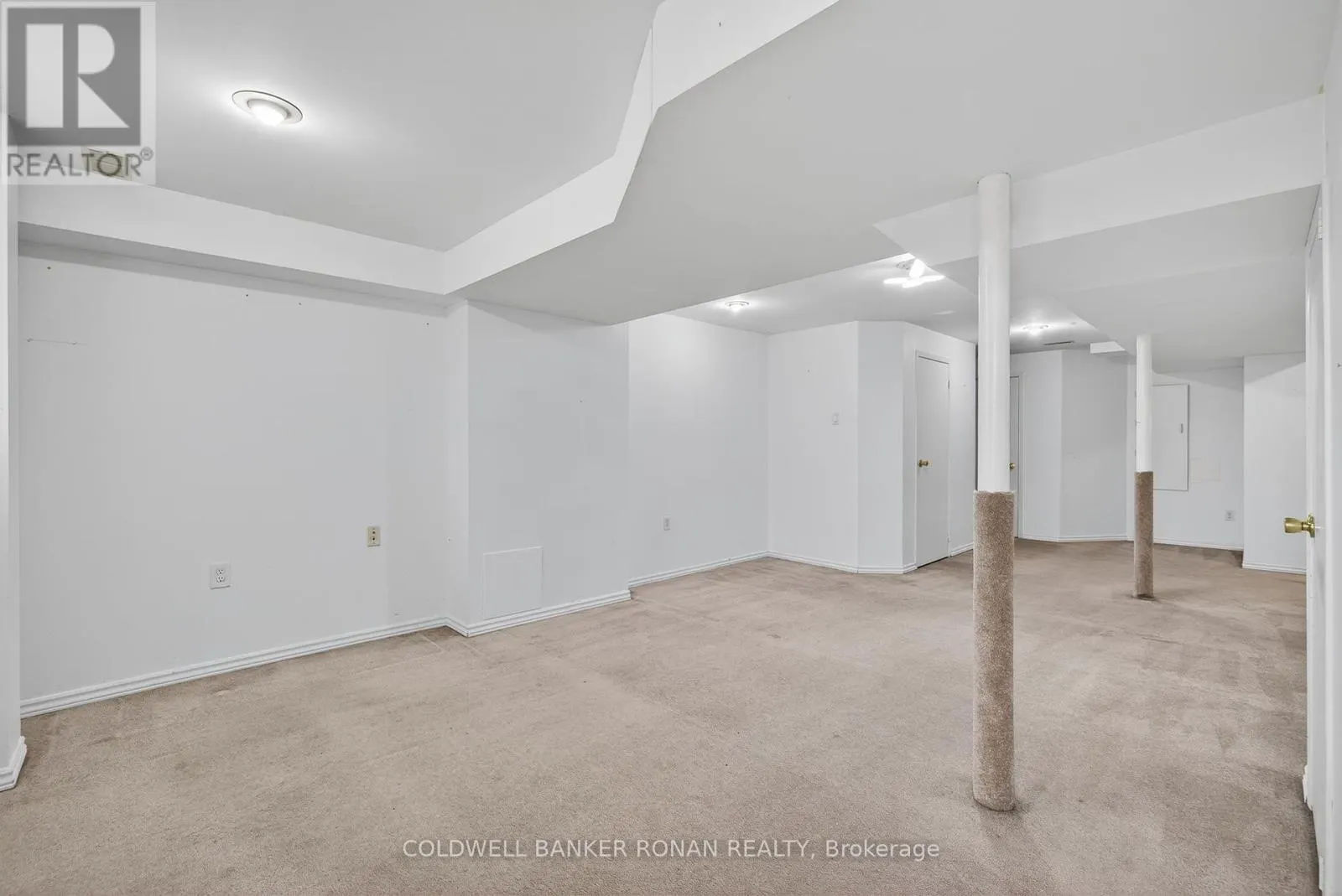 97 PARKTREE DRIVE