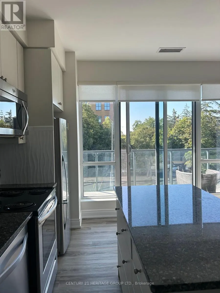 203 - 9088 YONGE STREET
