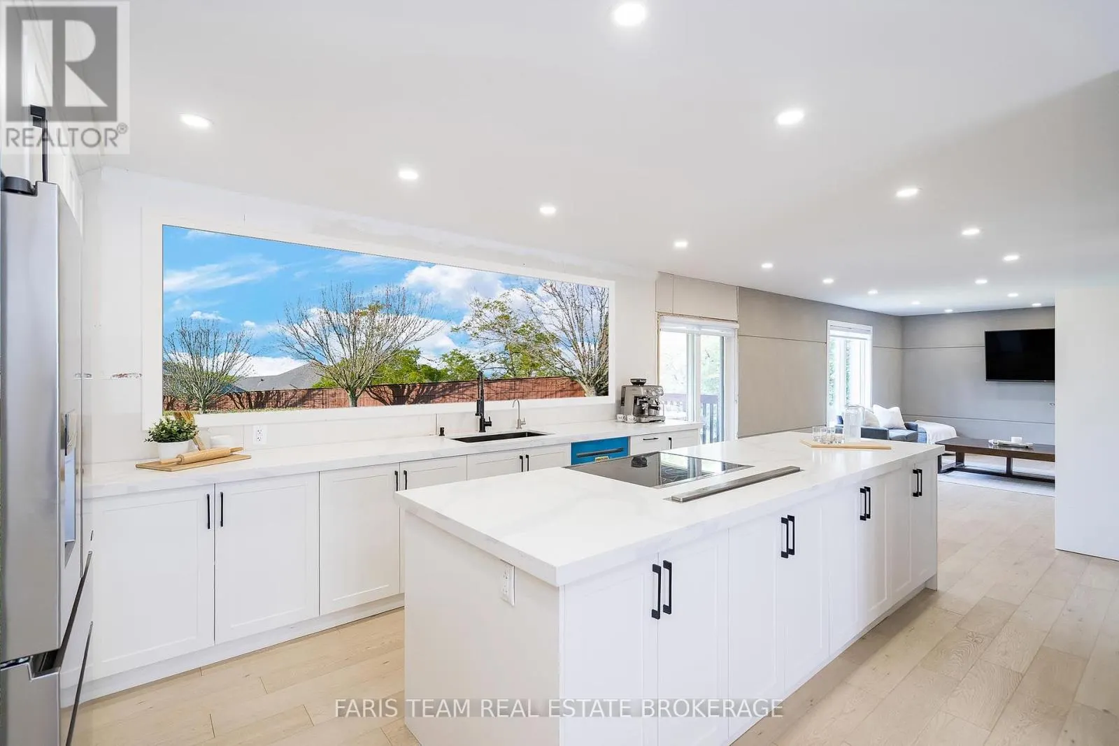 7 GOLFVIEW BOULEVARD