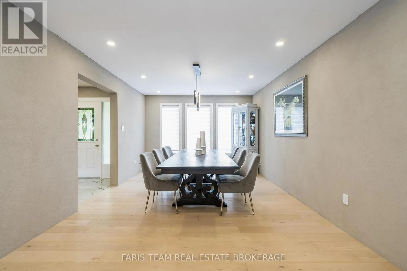 7 GOLFVIEW BOULEVARD