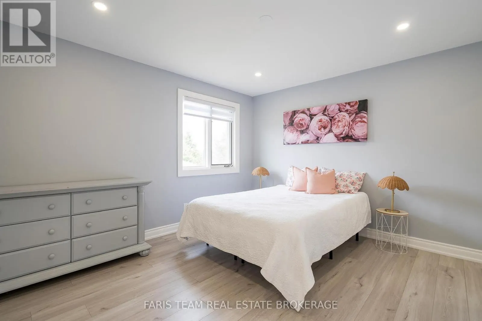 7 GOLFVIEW BOULEVARD