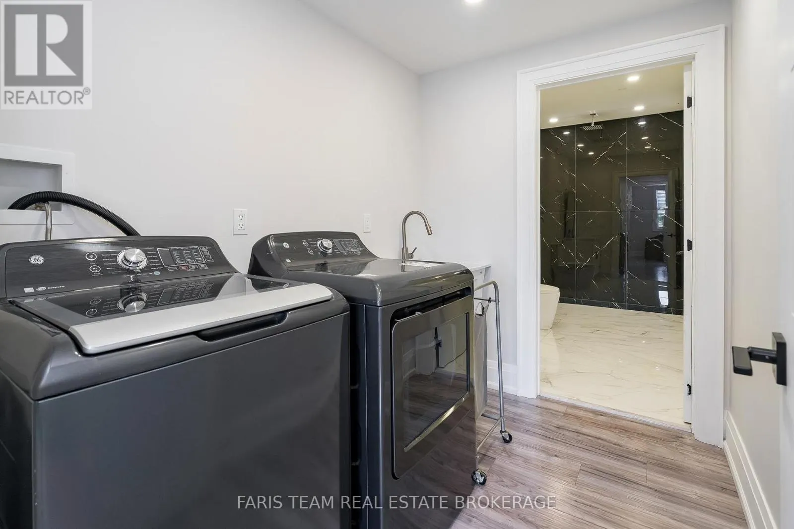 7 GOLFVIEW BOULEVARD
