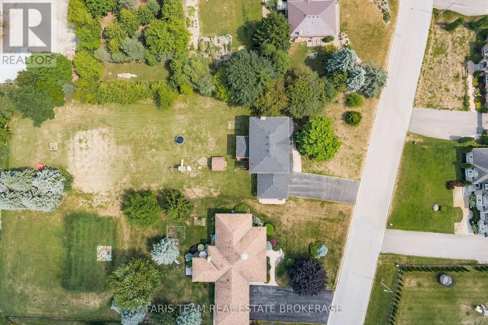 7 GOLFVIEW BOULEVARD