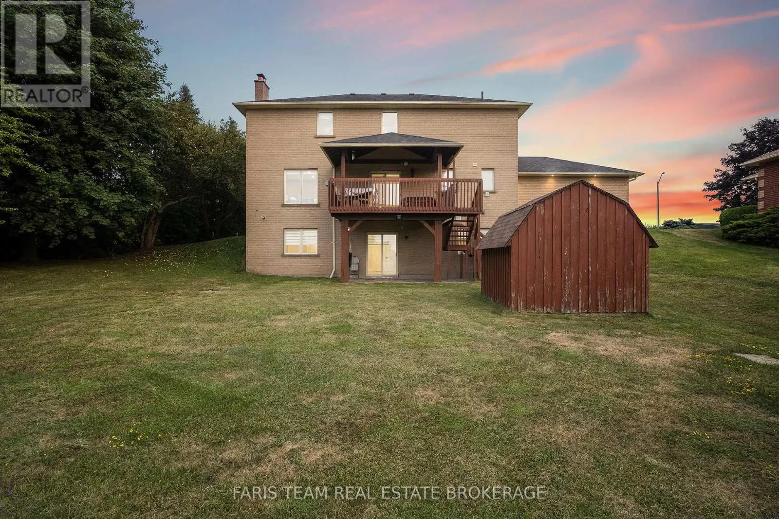 7 GOLFVIEW BOULEVARD