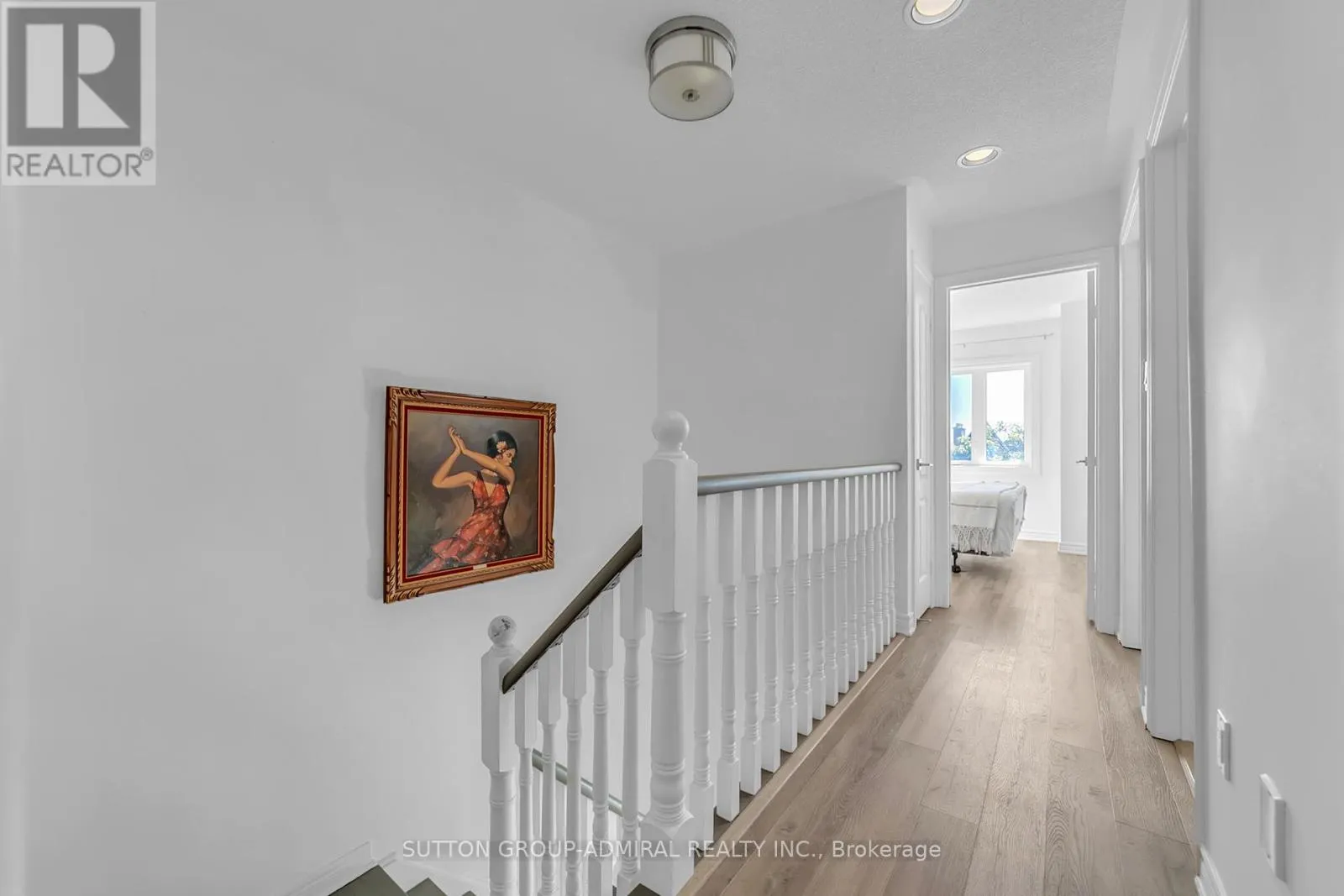 64 - 255 SHAFTSBURY AVENUE