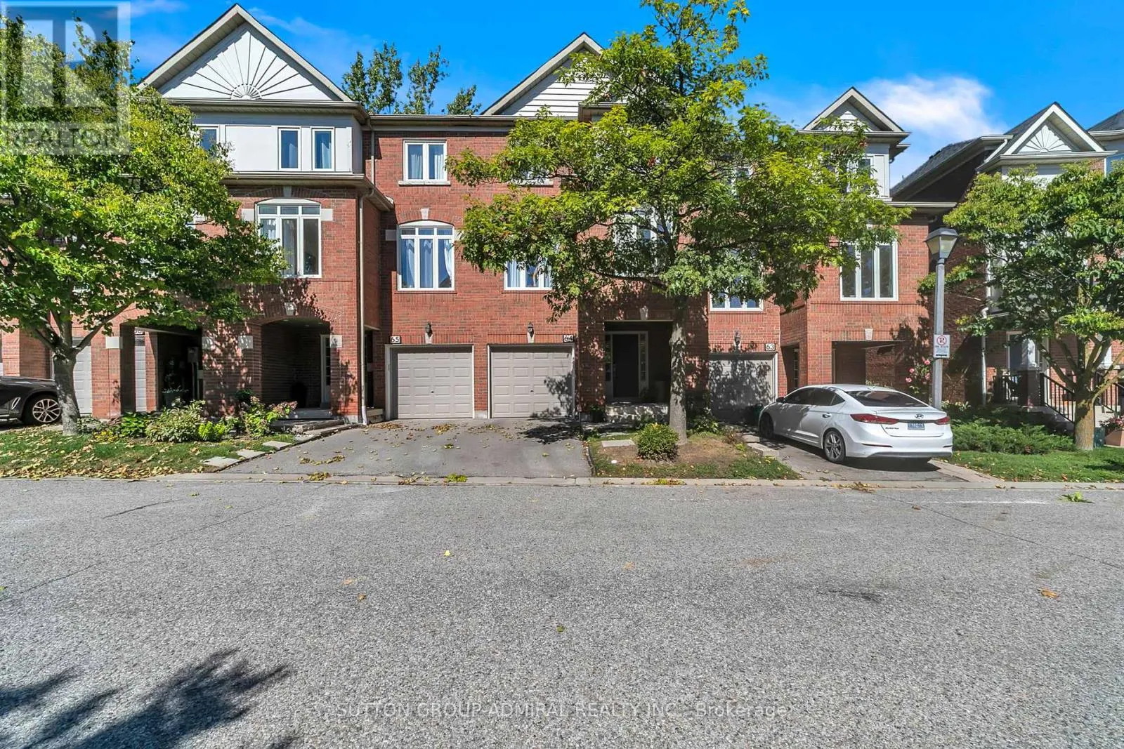 64 - 255 SHAFTSBURY AVENUE