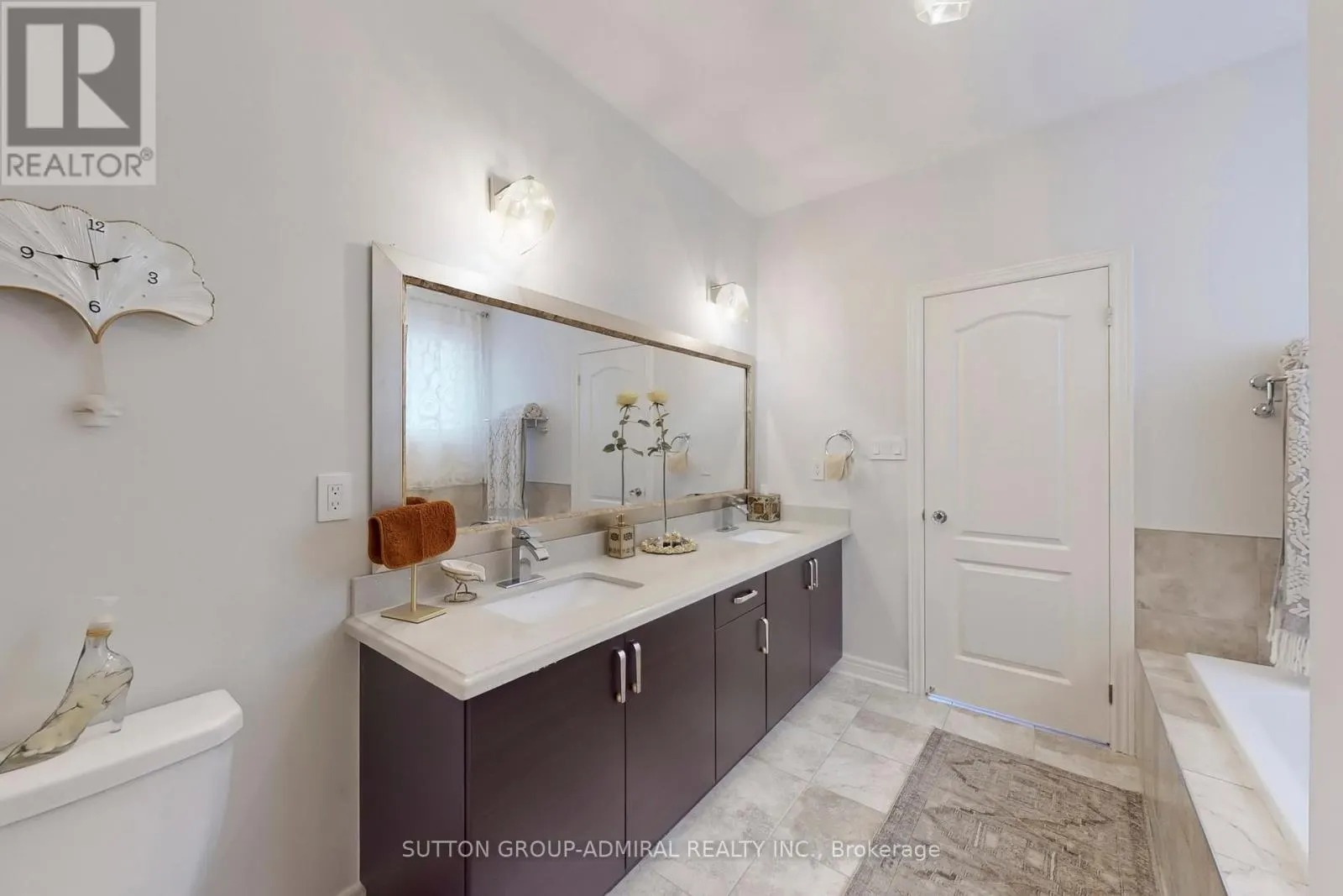 62 WATERTON WAY