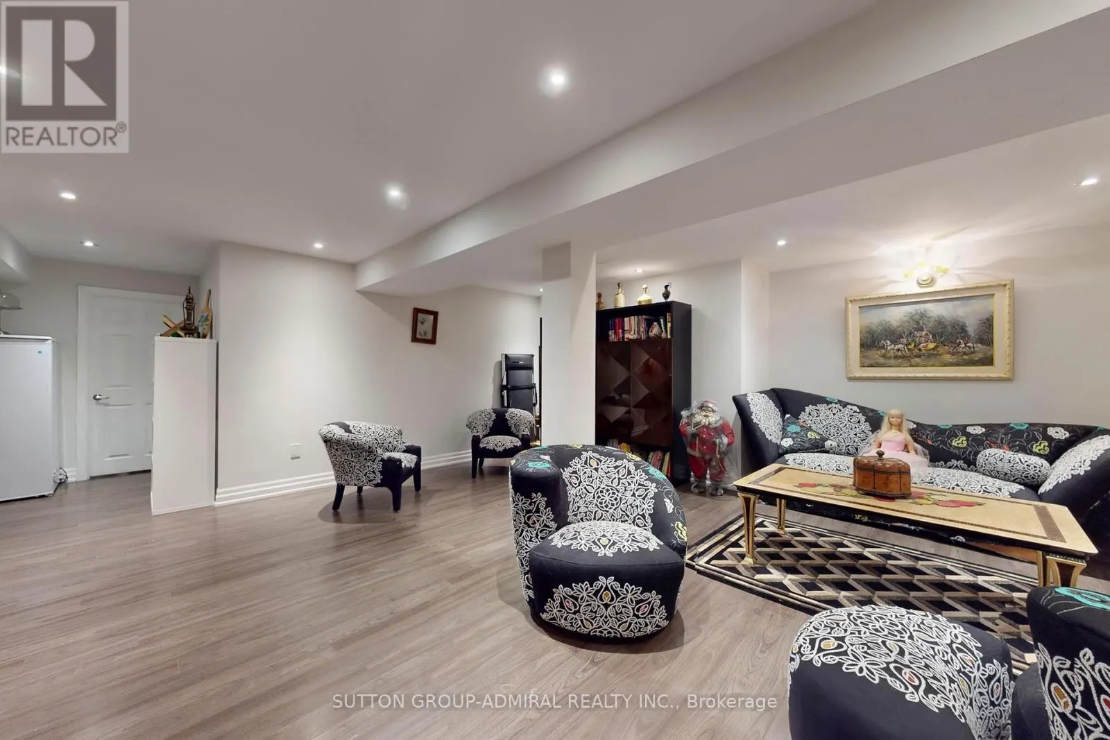 62 WATERTON WAY