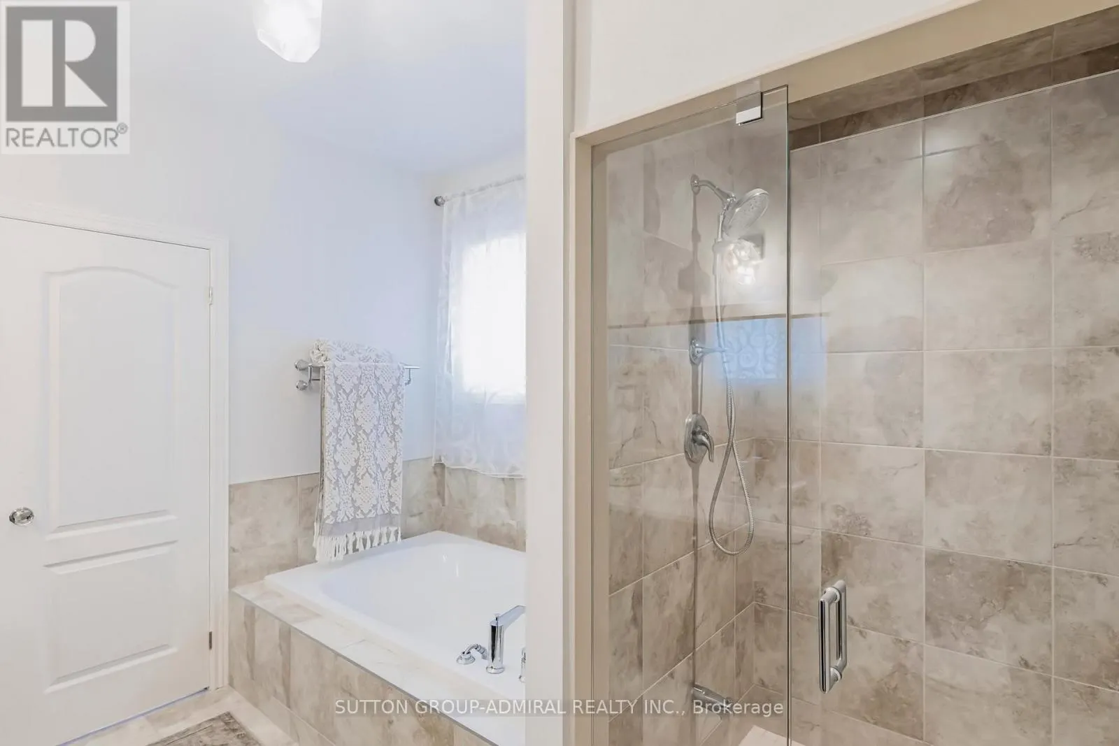 62 WATERTON WAY