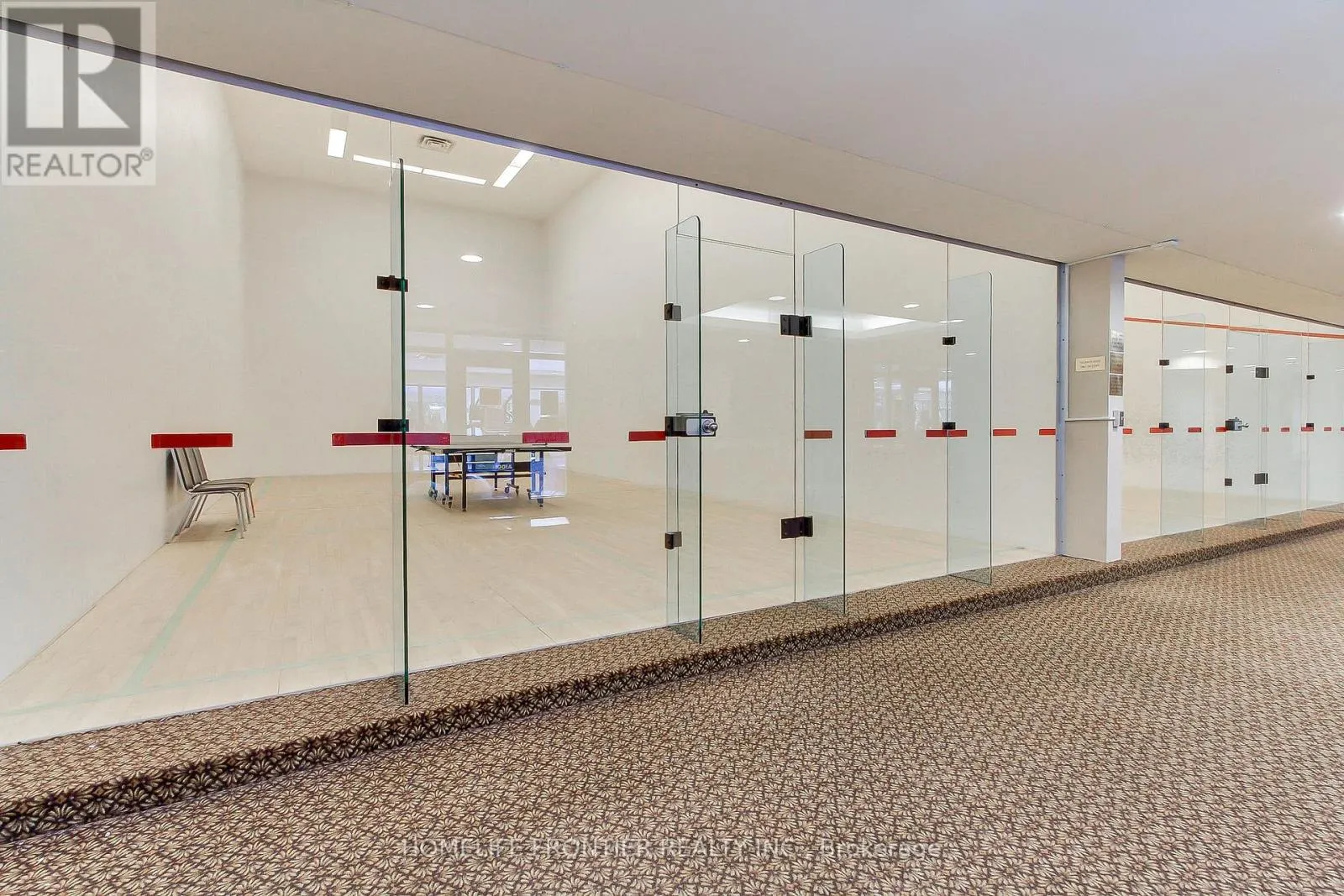 411 - 7300 YONGE STREET