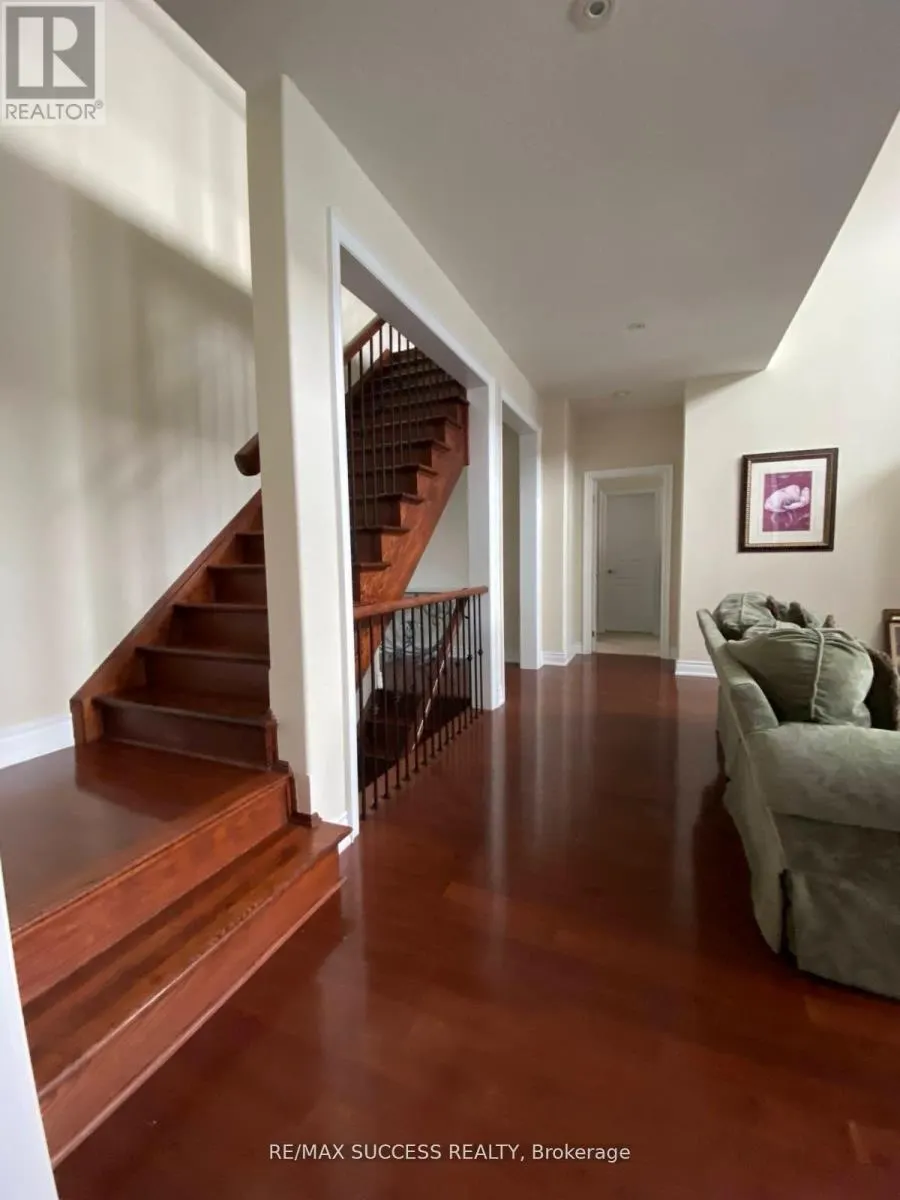 112 - 30 WYNDANCE WAY