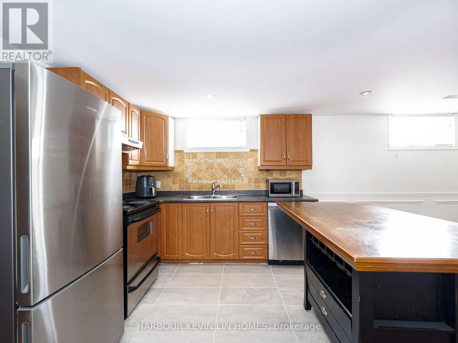 30 FOREHT CRESCENT