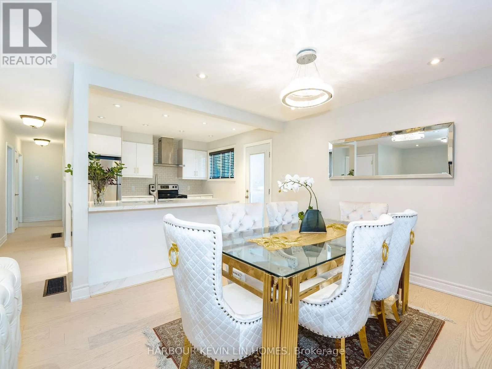 30 FOREHT CRESCENT