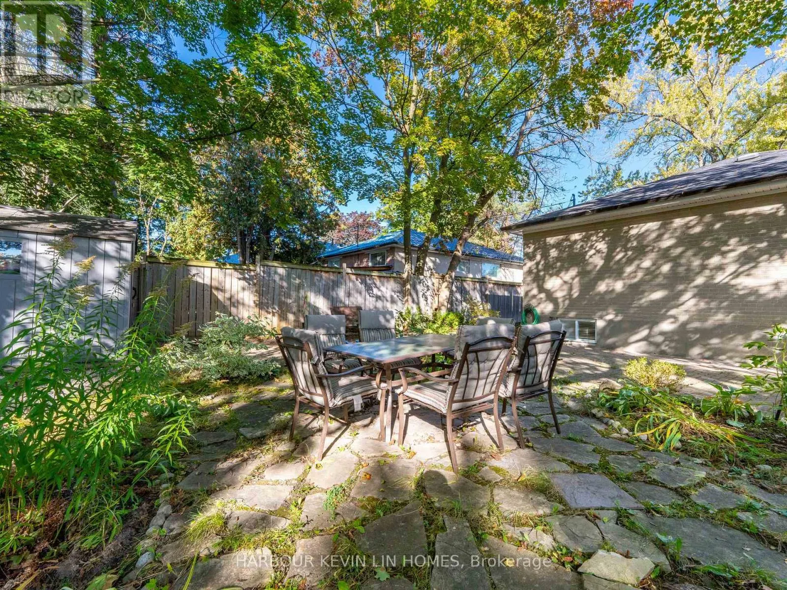 30 FOREHT CRESCENT