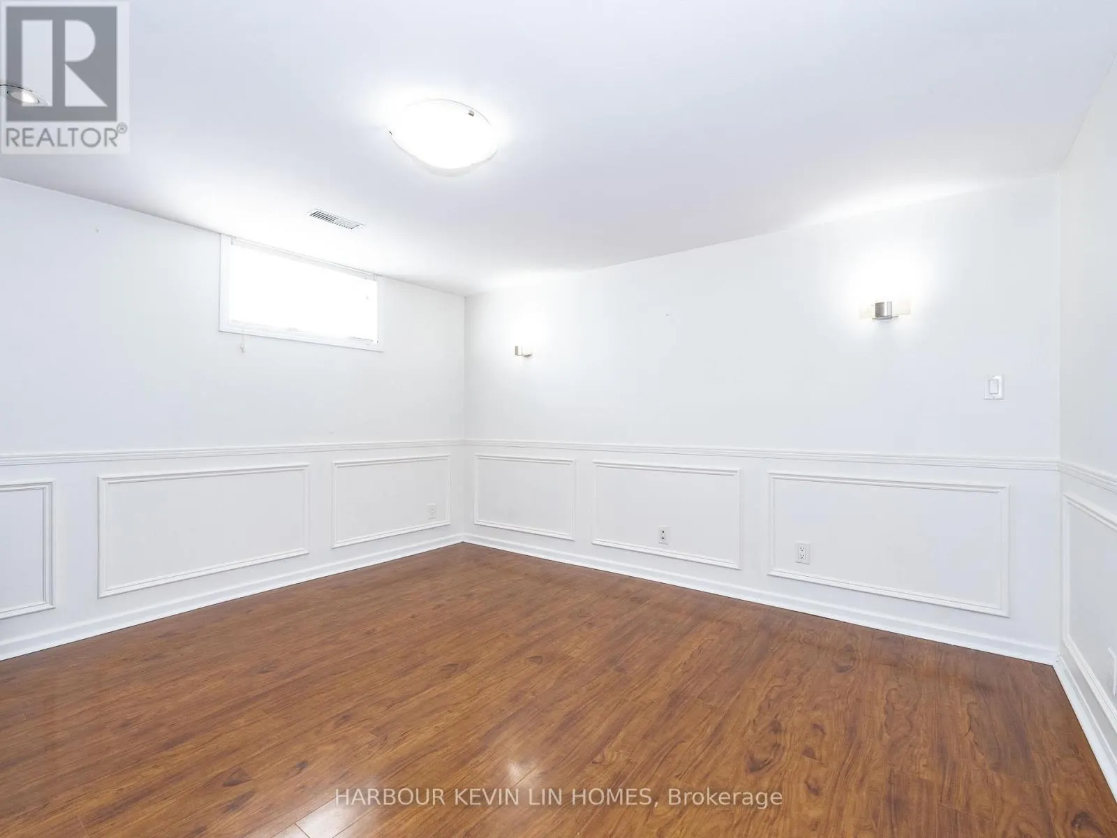 30 FOREHT CRESCENT