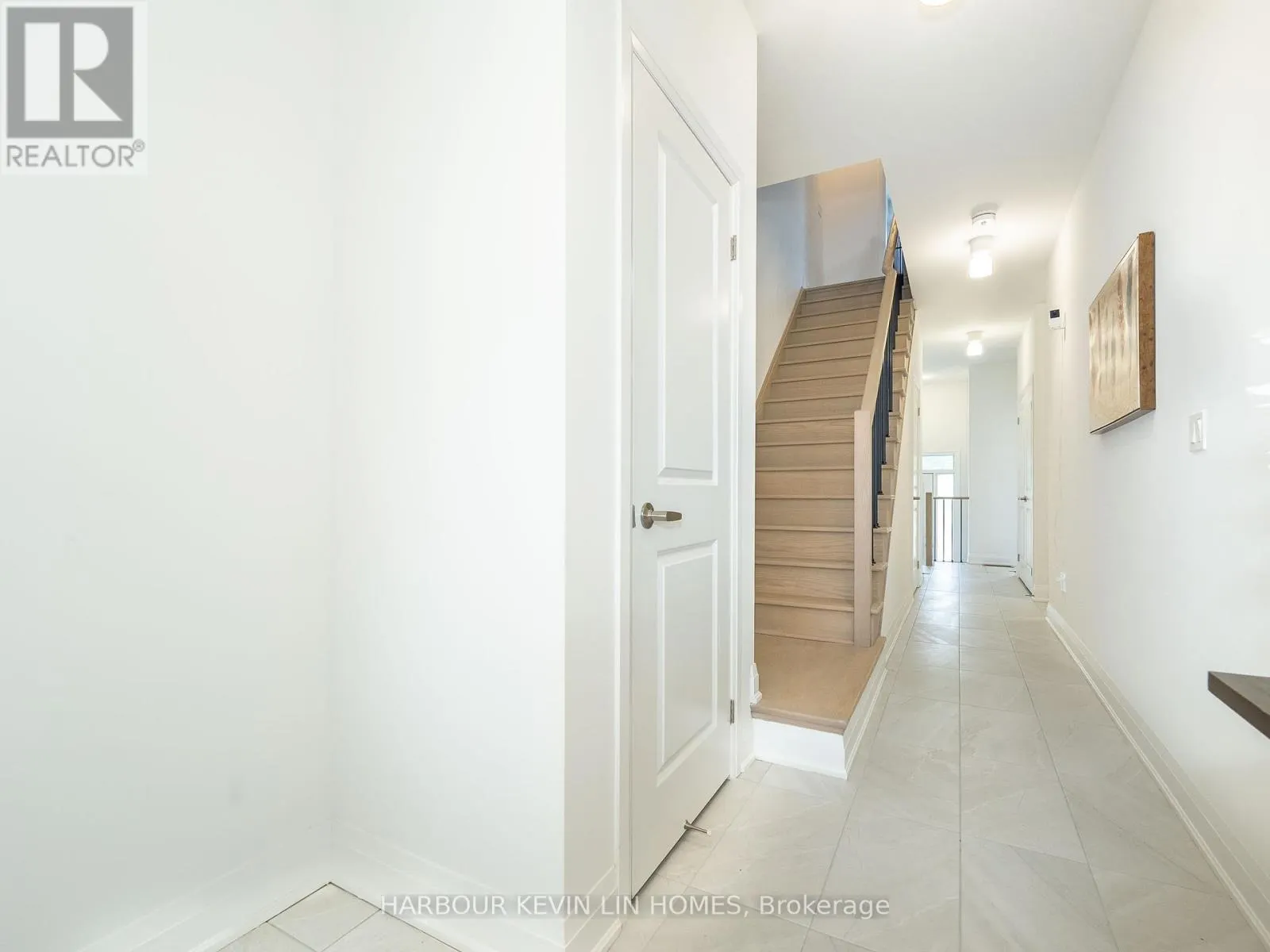 48 CAROLE BELL WAY