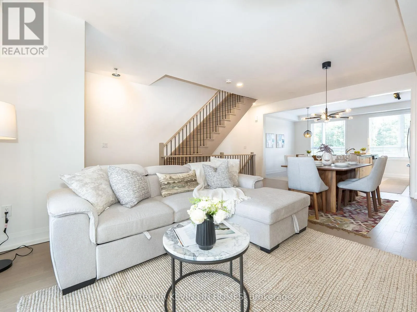 48 CAROLE BELL WAY