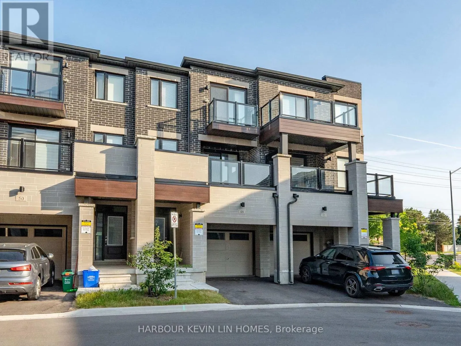 48 CAROLE BELL WAY