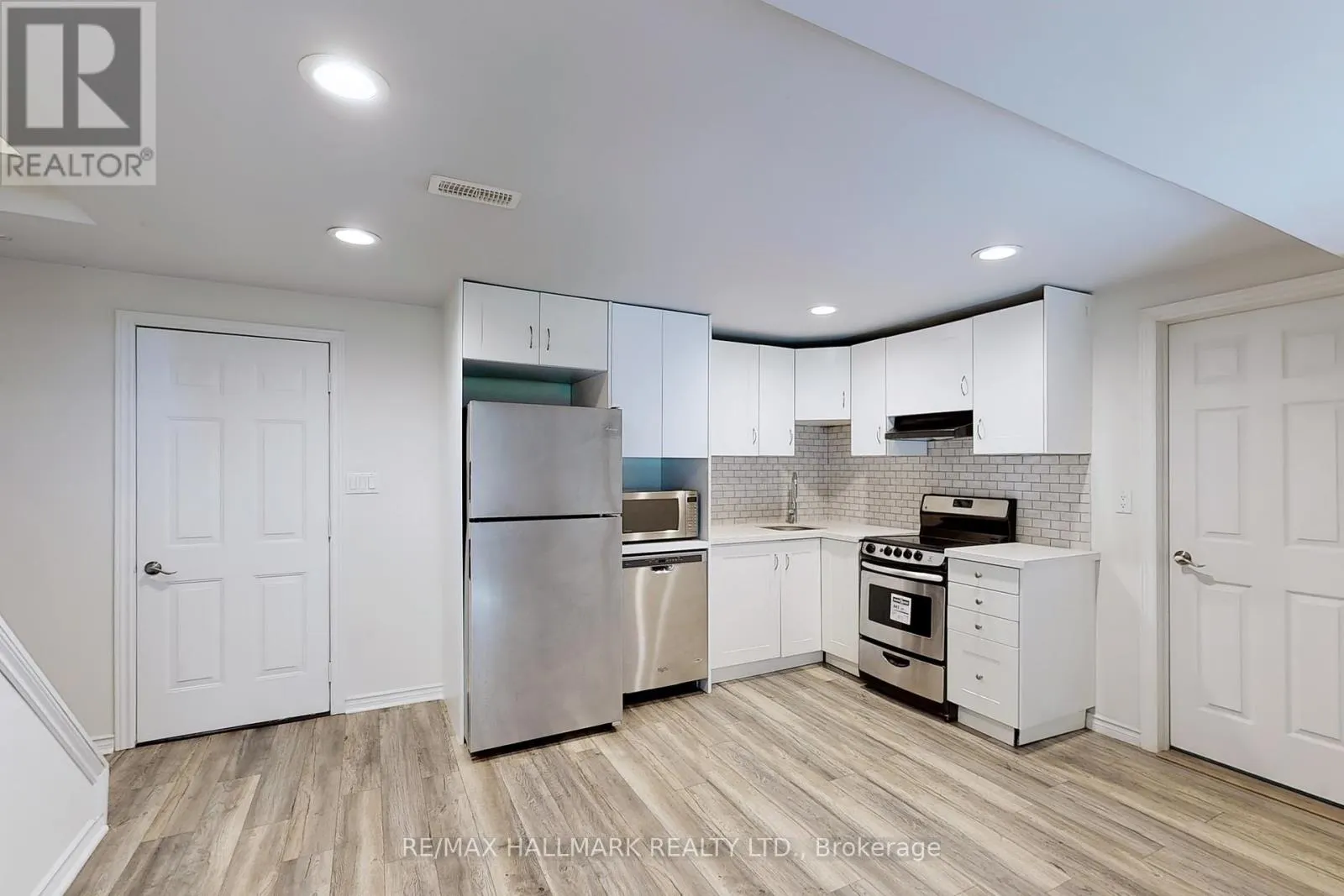 63 HILLVIEW DRIVE