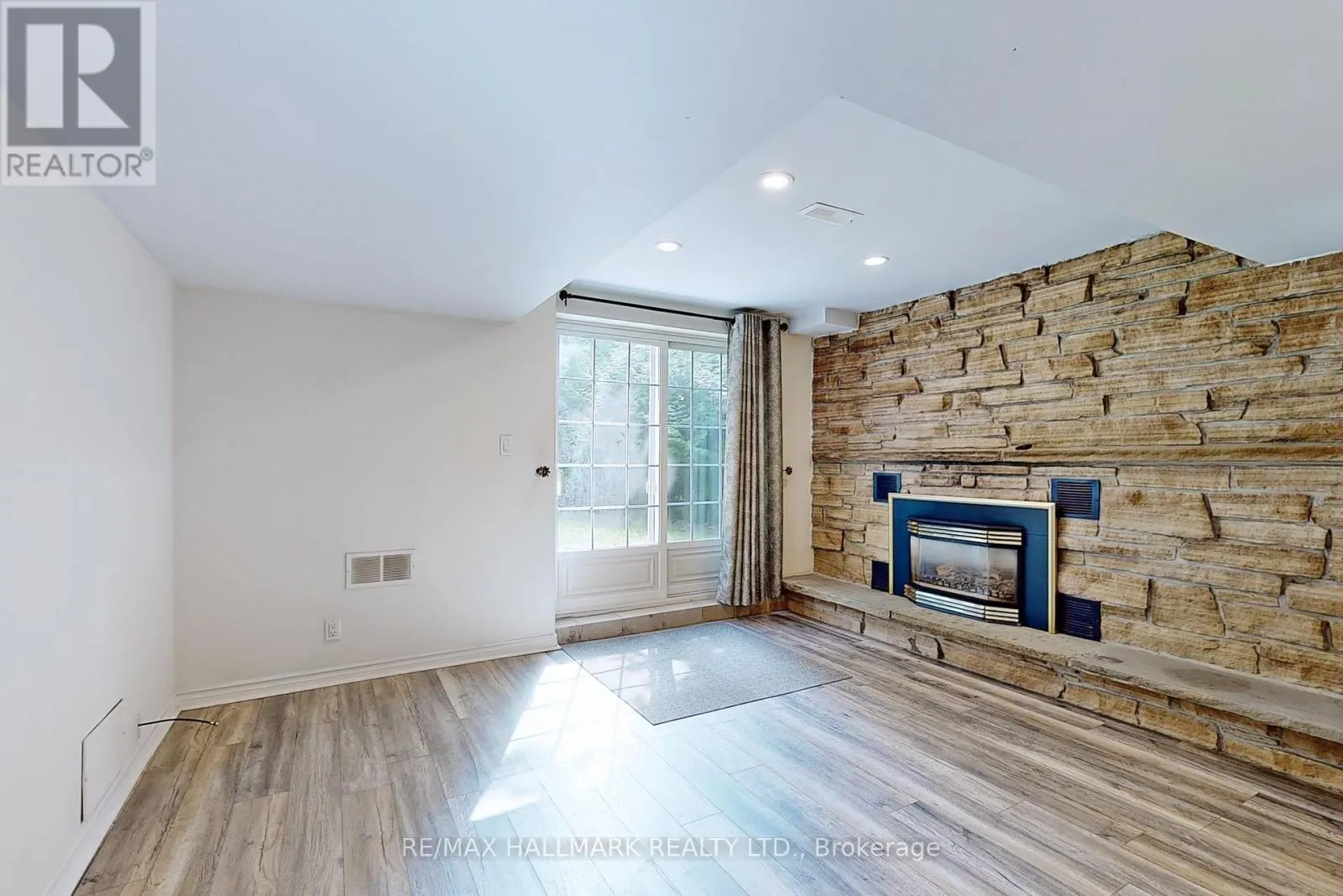 63 HILLVIEW DRIVE