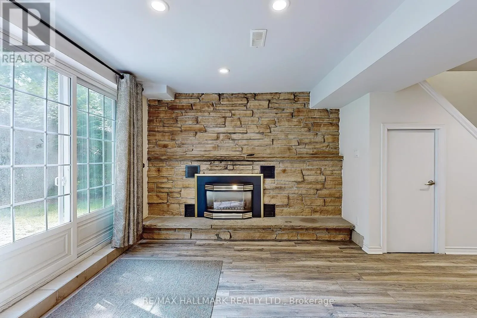 63 HILLVIEW DRIVE