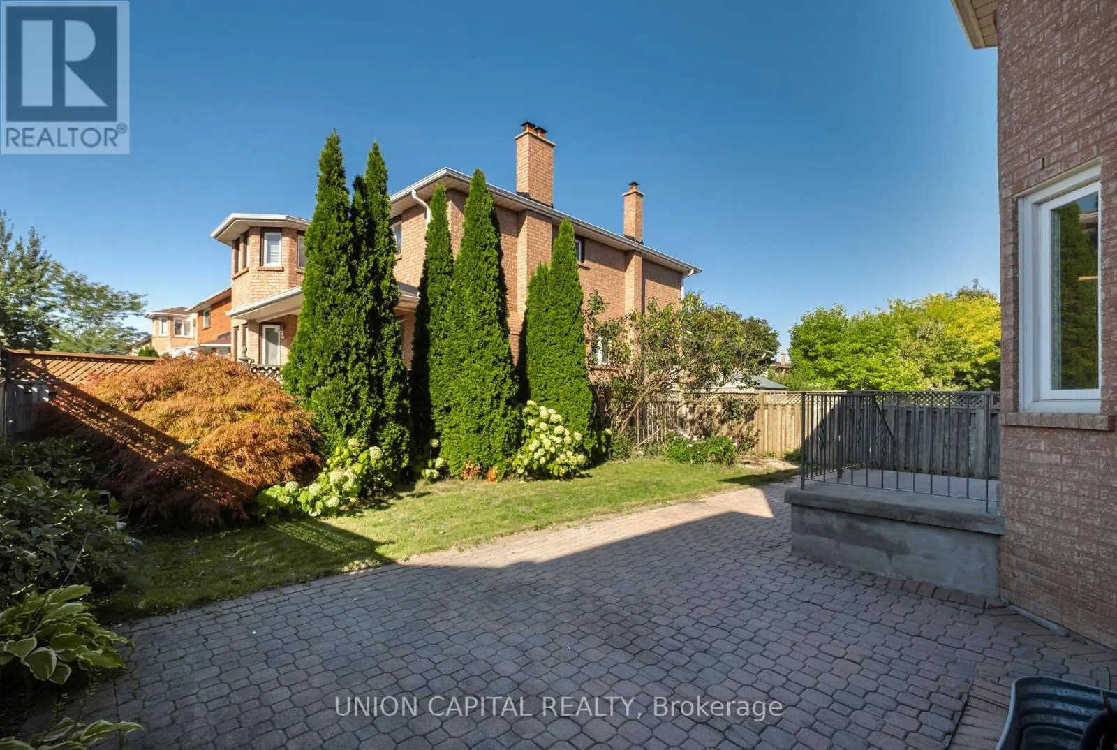 58 HORIZON COURT