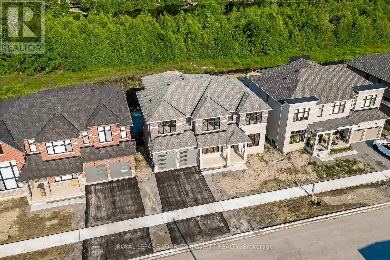 15 RAIL TRAIL COURT
