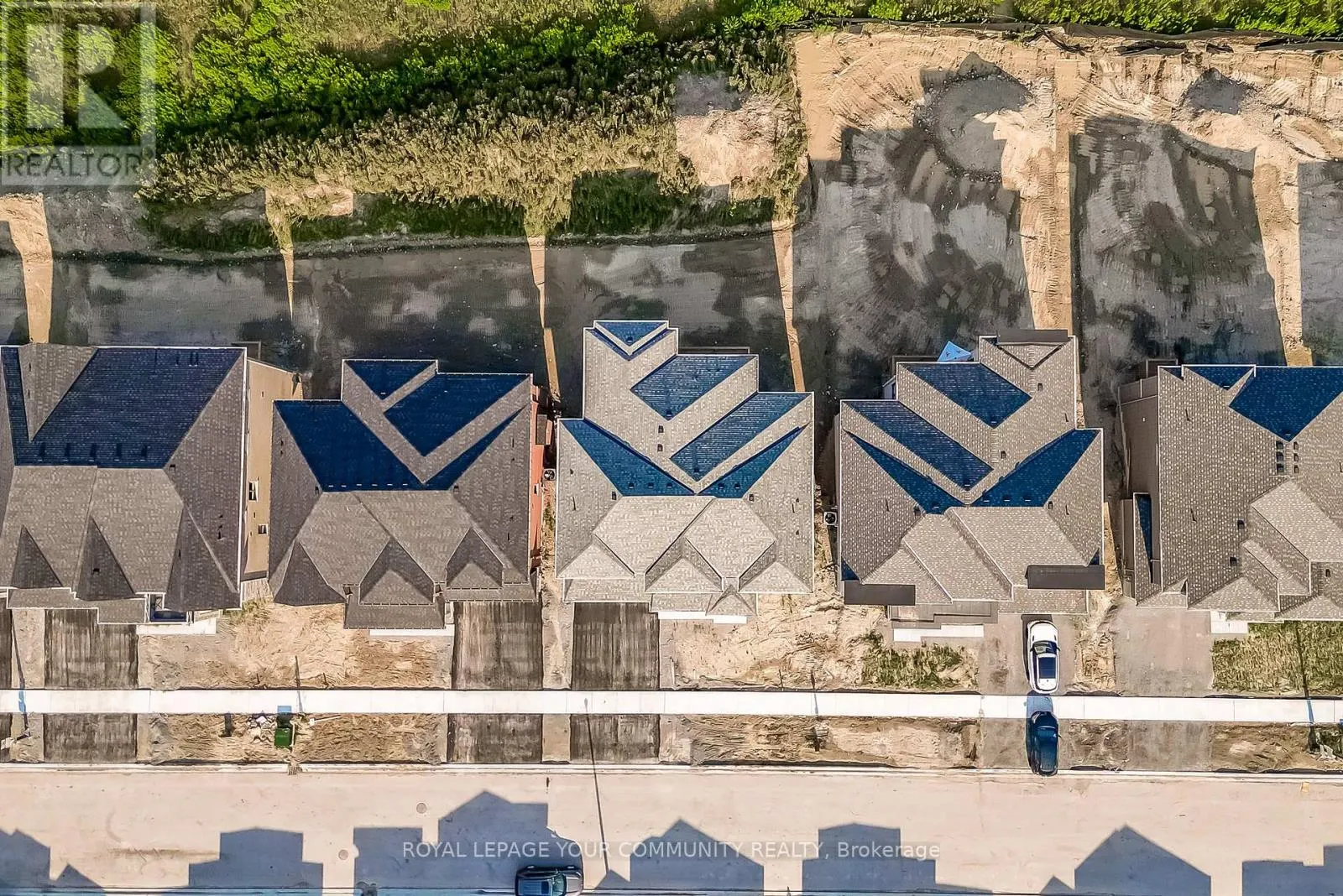 15 RAIL TRAIL COURT