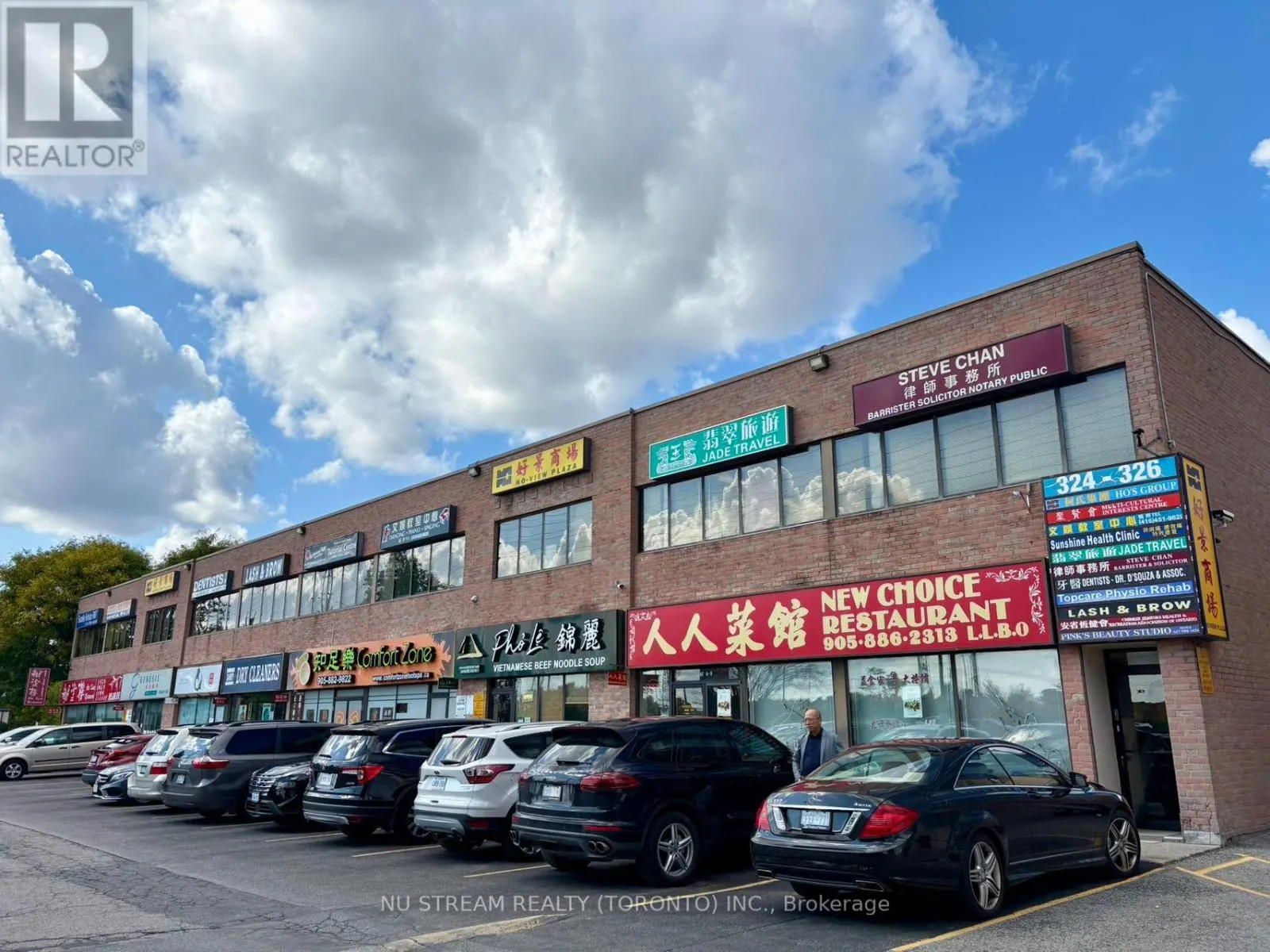 106 - 324 HIGHWAY 7 AVENUE E