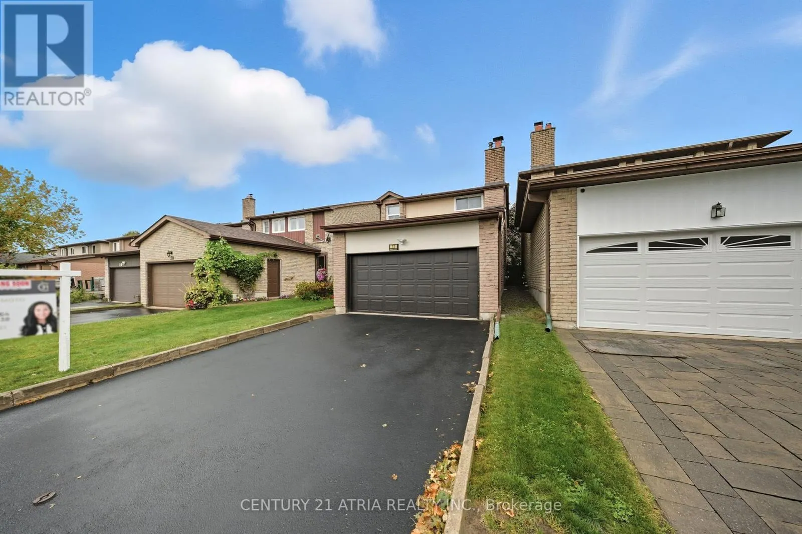 32 FIELDVIEW CRESCENT