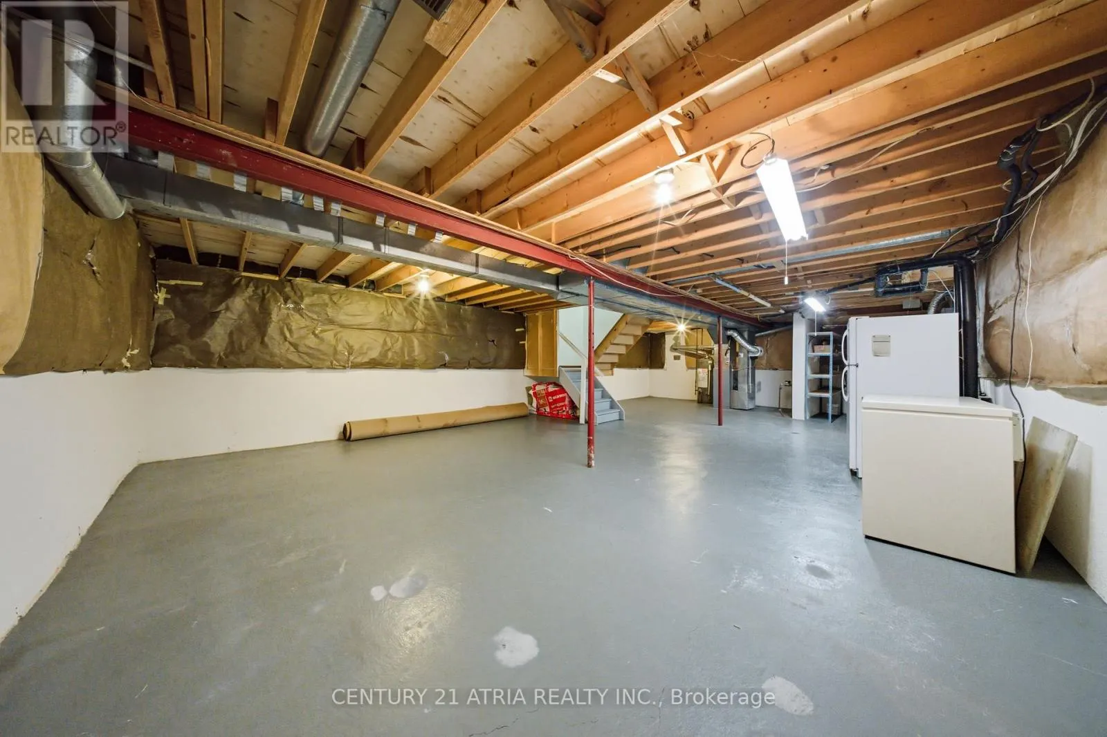 32 FIELDVIEW CRESCENT