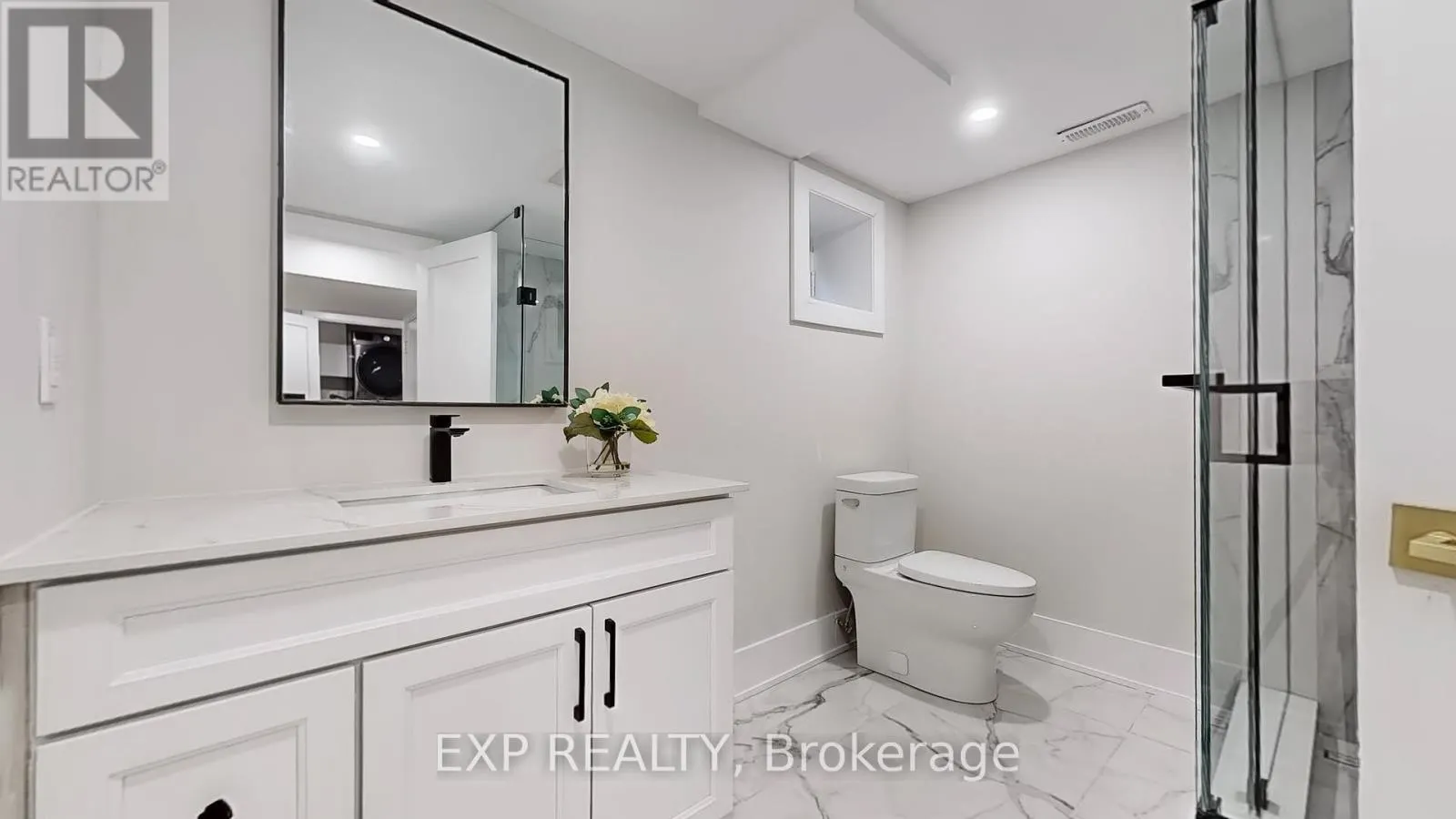 385 EASY STREET