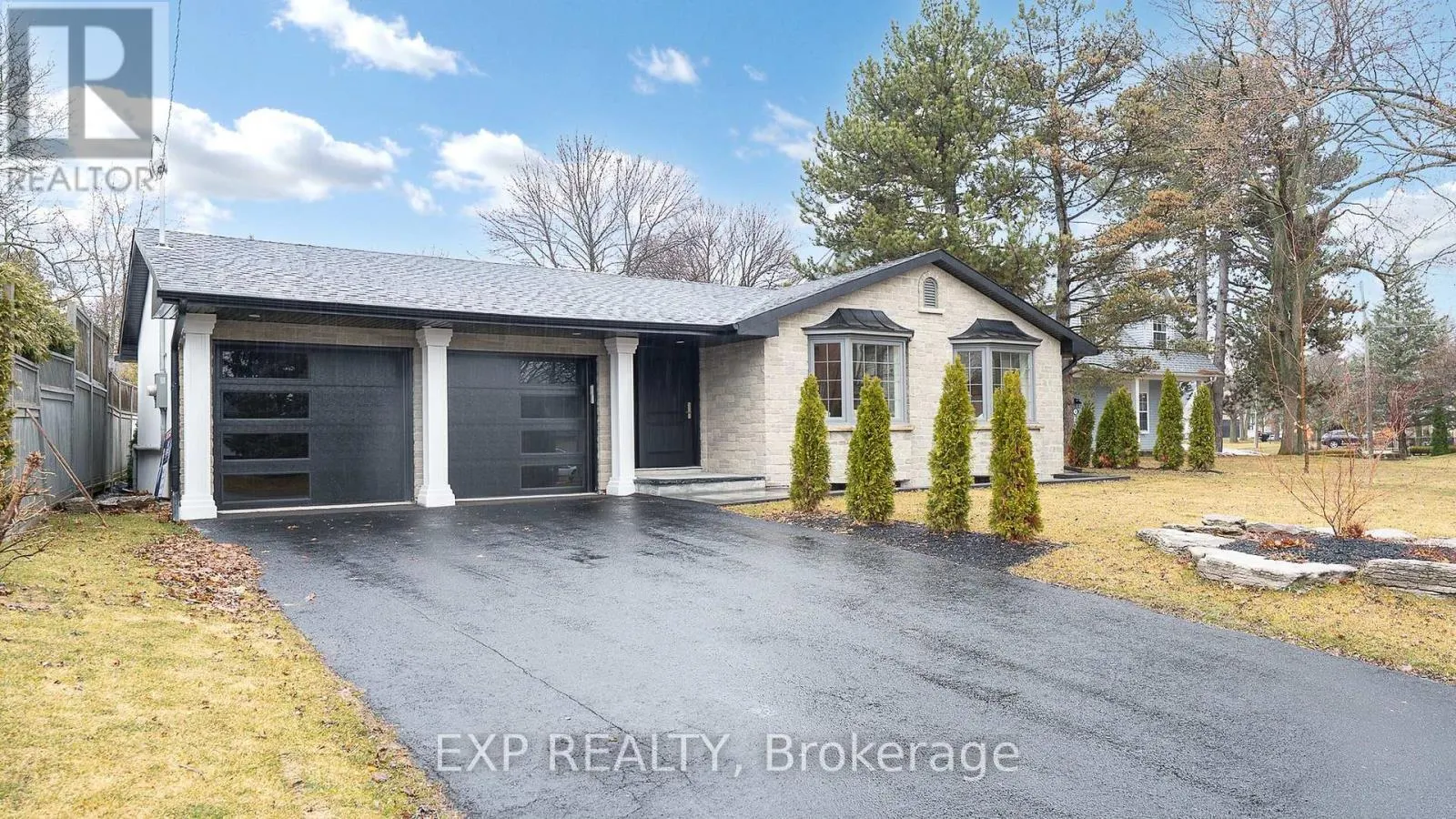 385 EASY STREET