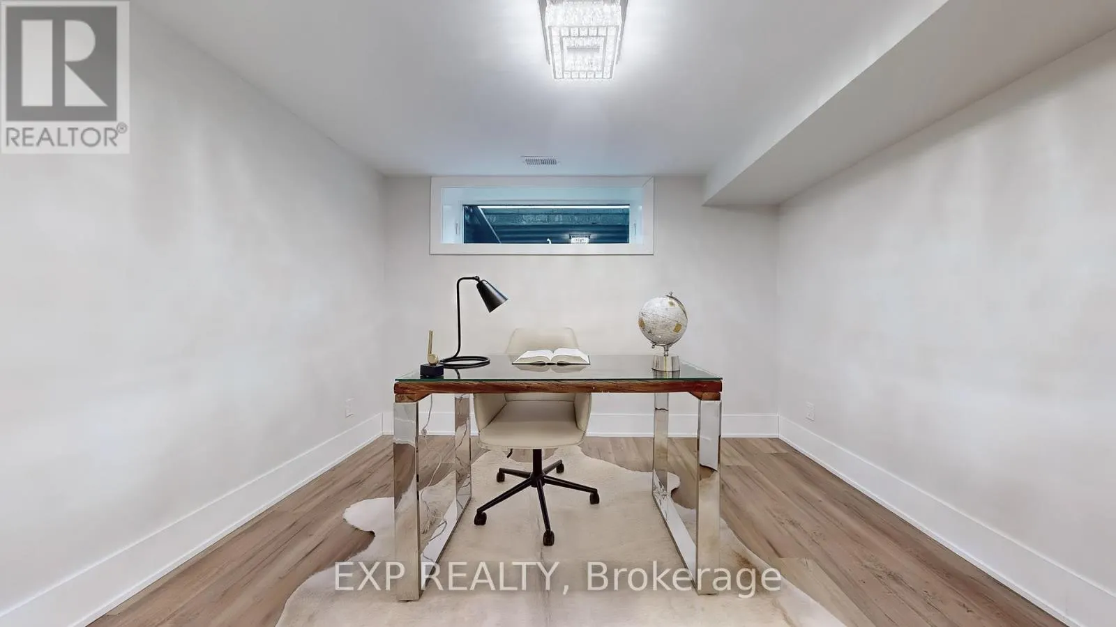 385 EASY STREET