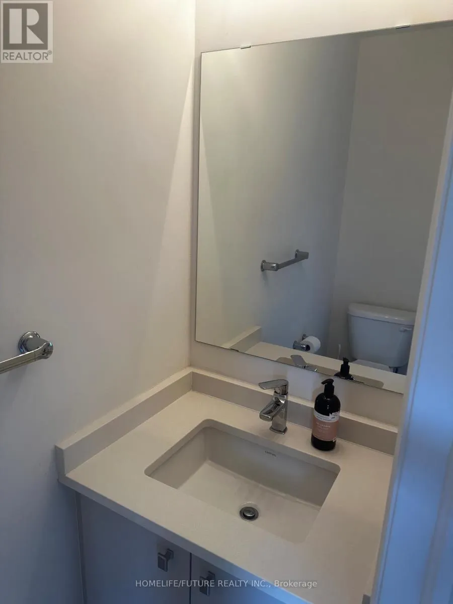 25 DELANO WAY