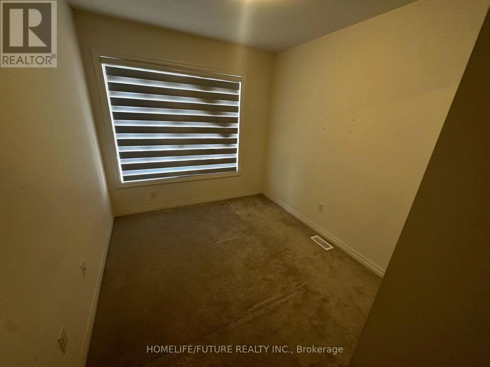 25 DELANO WAY
