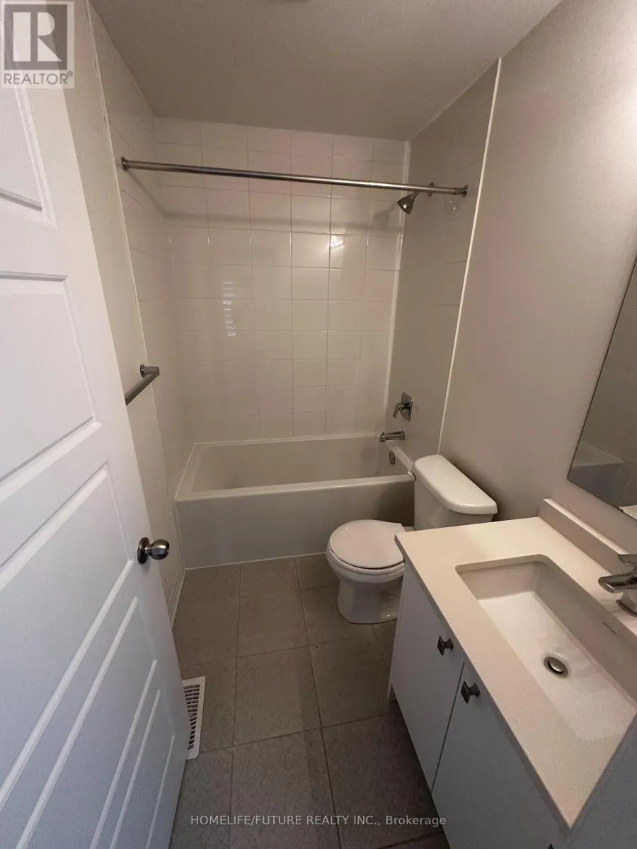 25 DELANO WAY