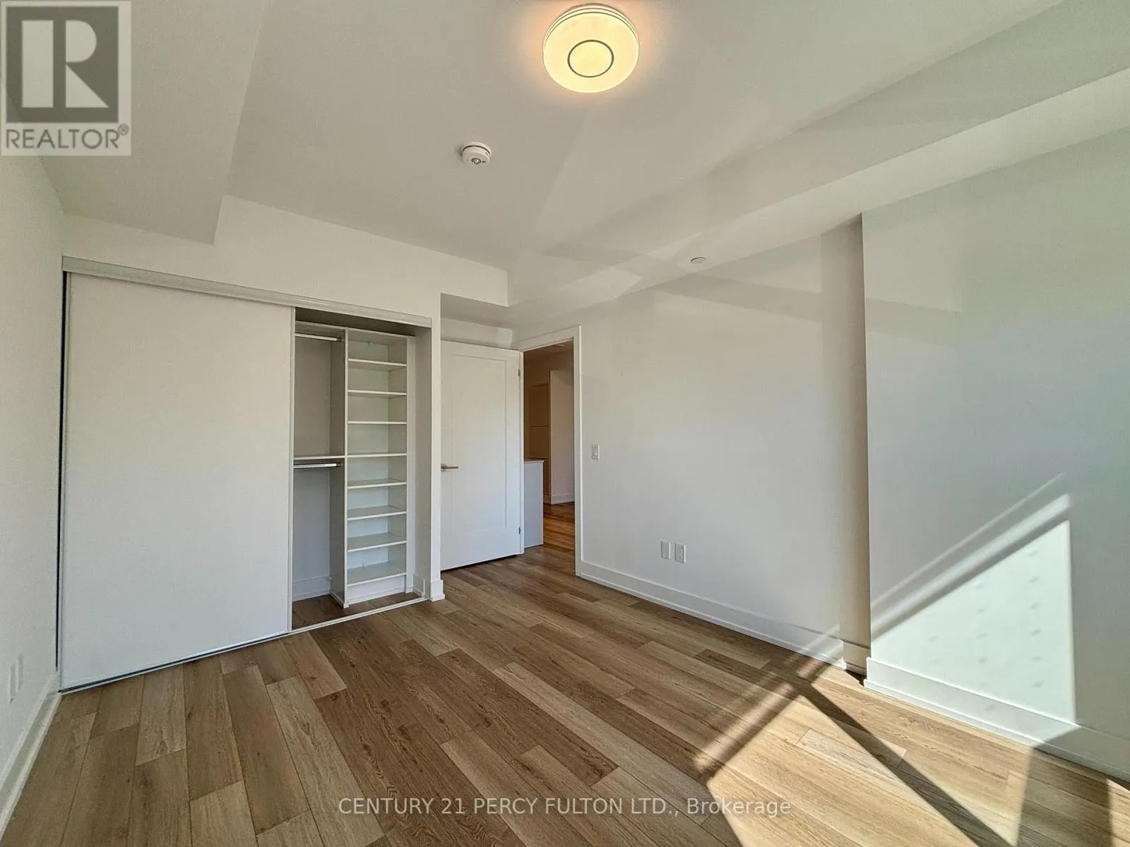 611 - 8 CEDARLAND DRIVE