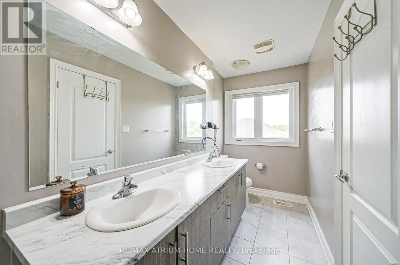 24 BRIARFIELD AVENUE