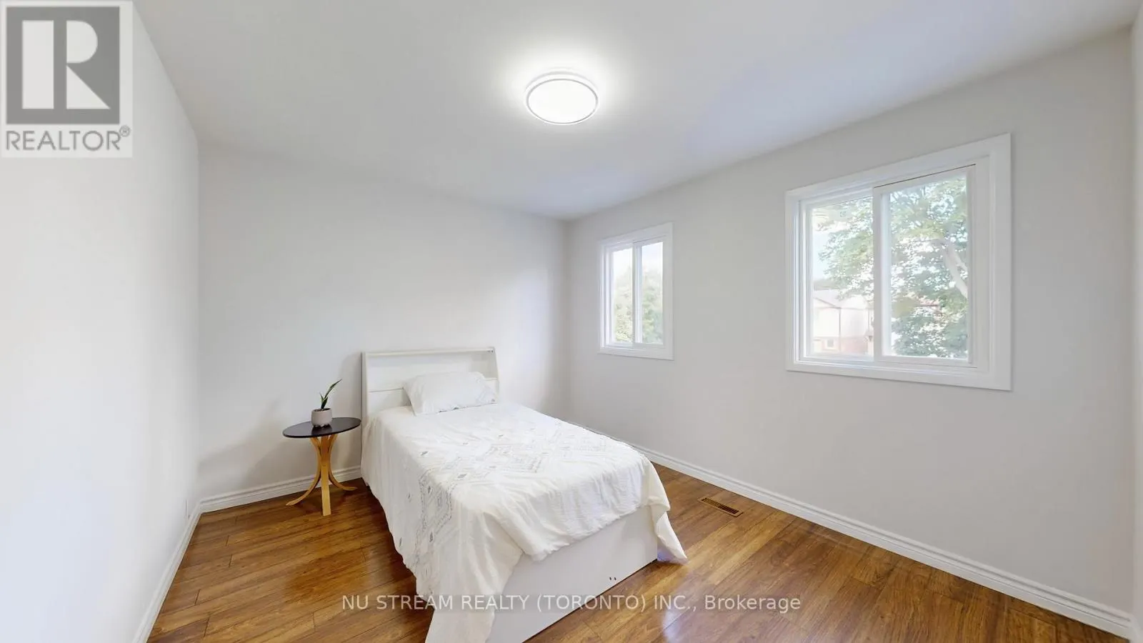 95 MADSEN CRESCENT