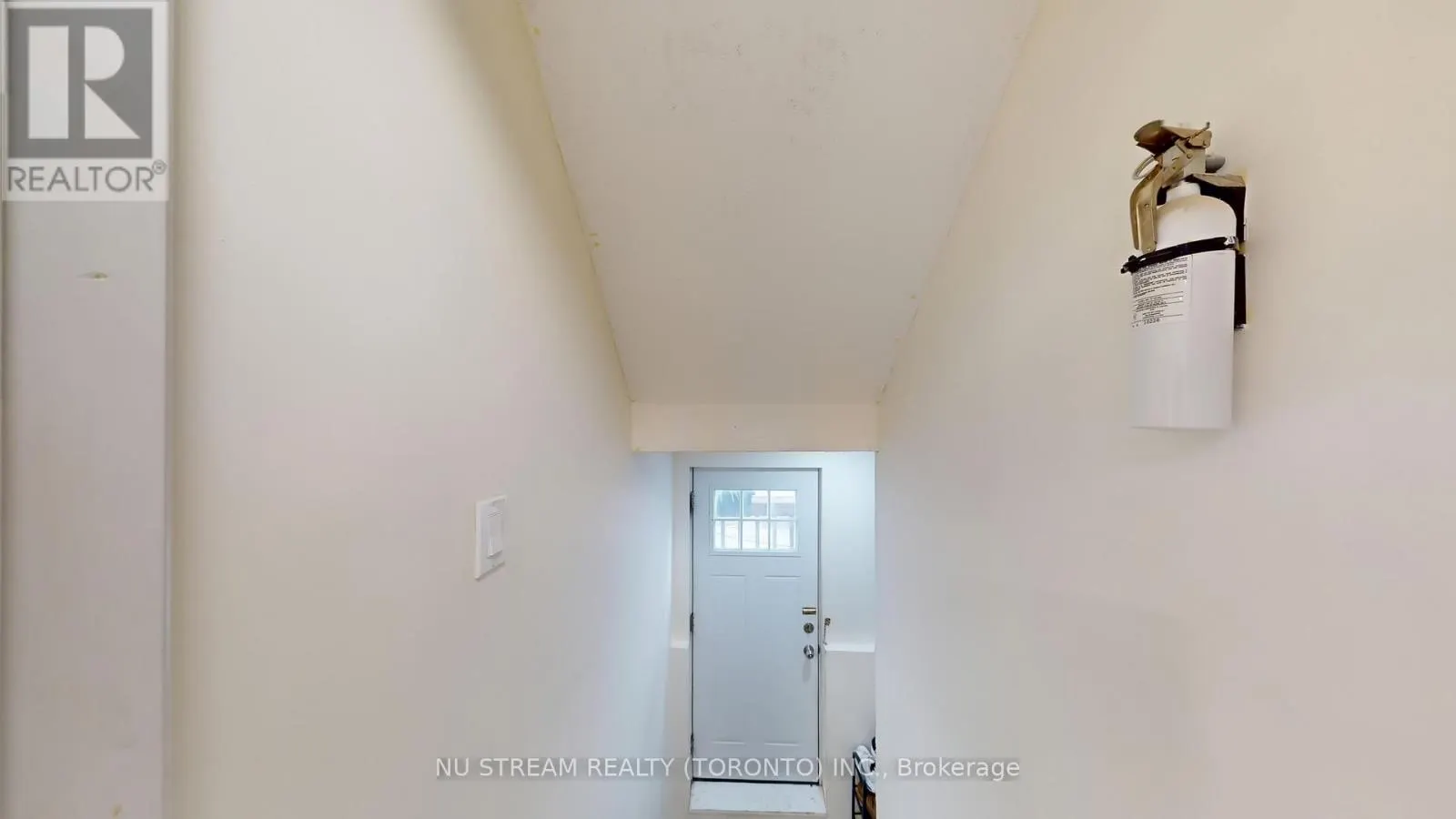 95 MADSEN CRESCENT